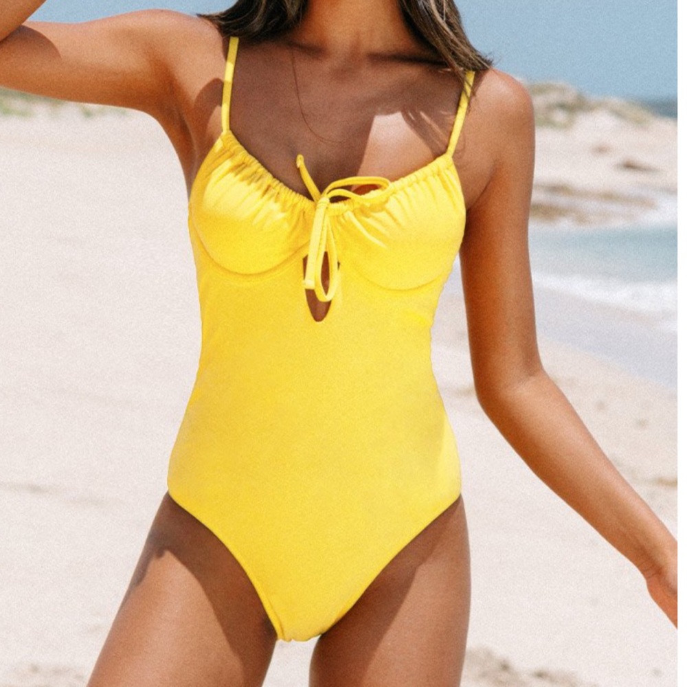 NWT Cupshe swimsuit